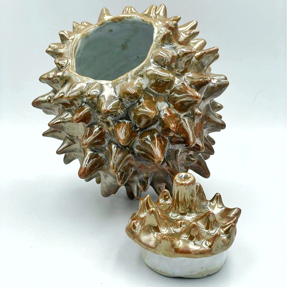 Golden Durian Jar with Lid
